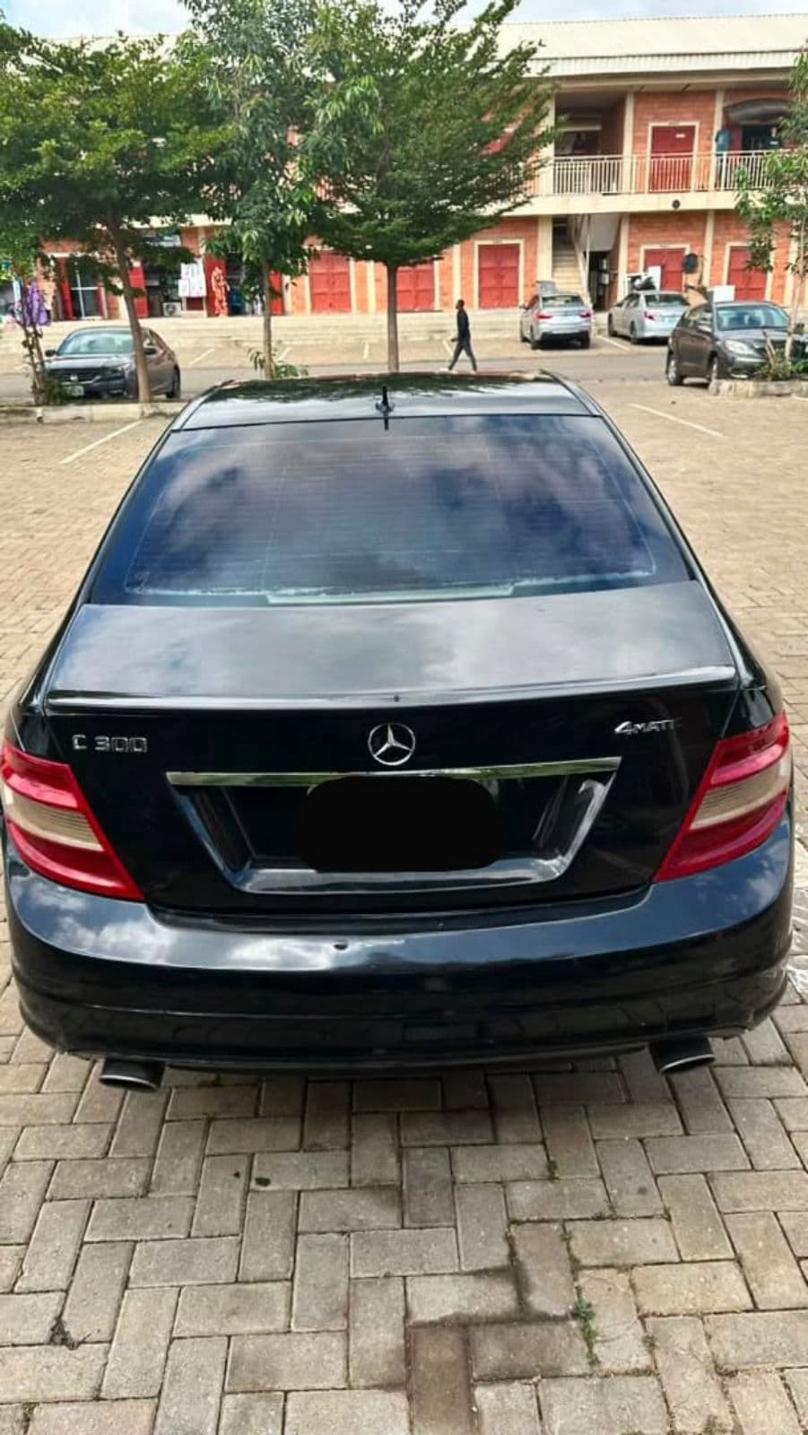 2009 Mercedes-Benz C Class Sedan — photo 3 of 3