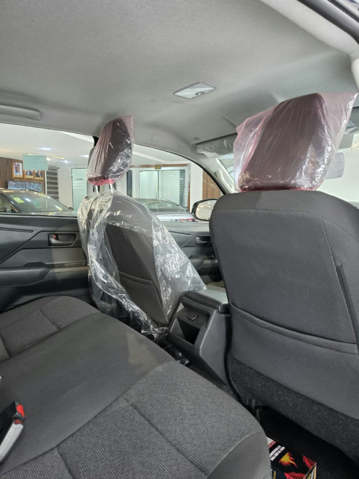 2027 Toyota HILUX Pickup — photo 4 of 5