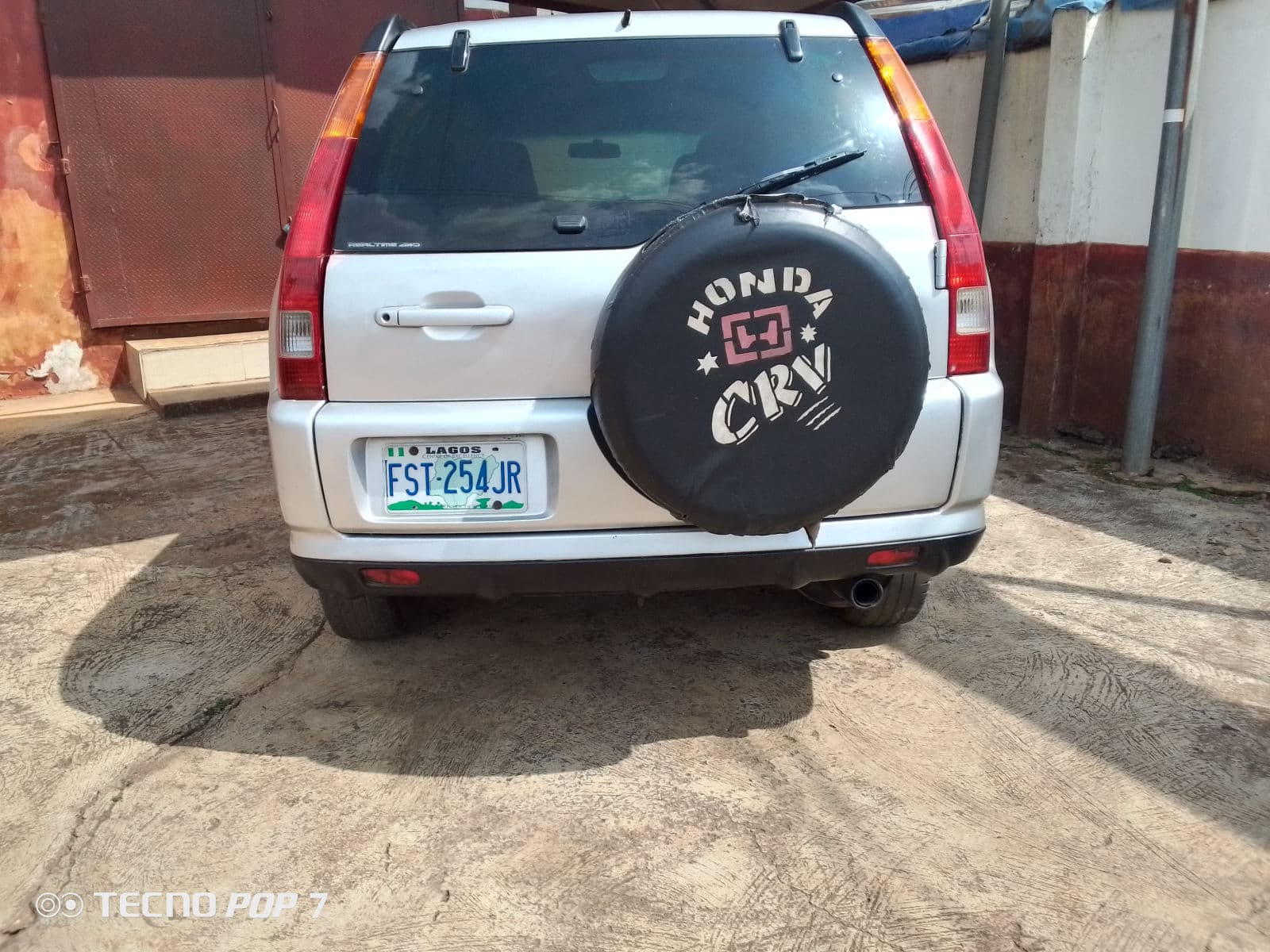 2004 Honda CRV SUV — photo 4 of 8