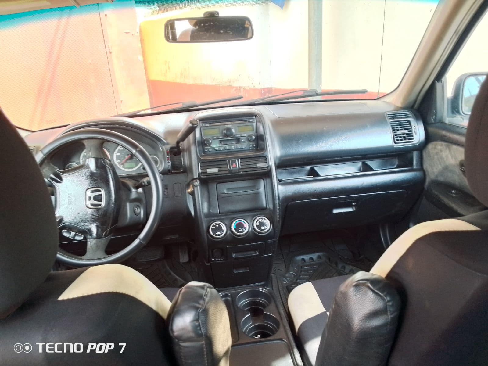 2004 Honda CRV SUV — photo 7 of 8