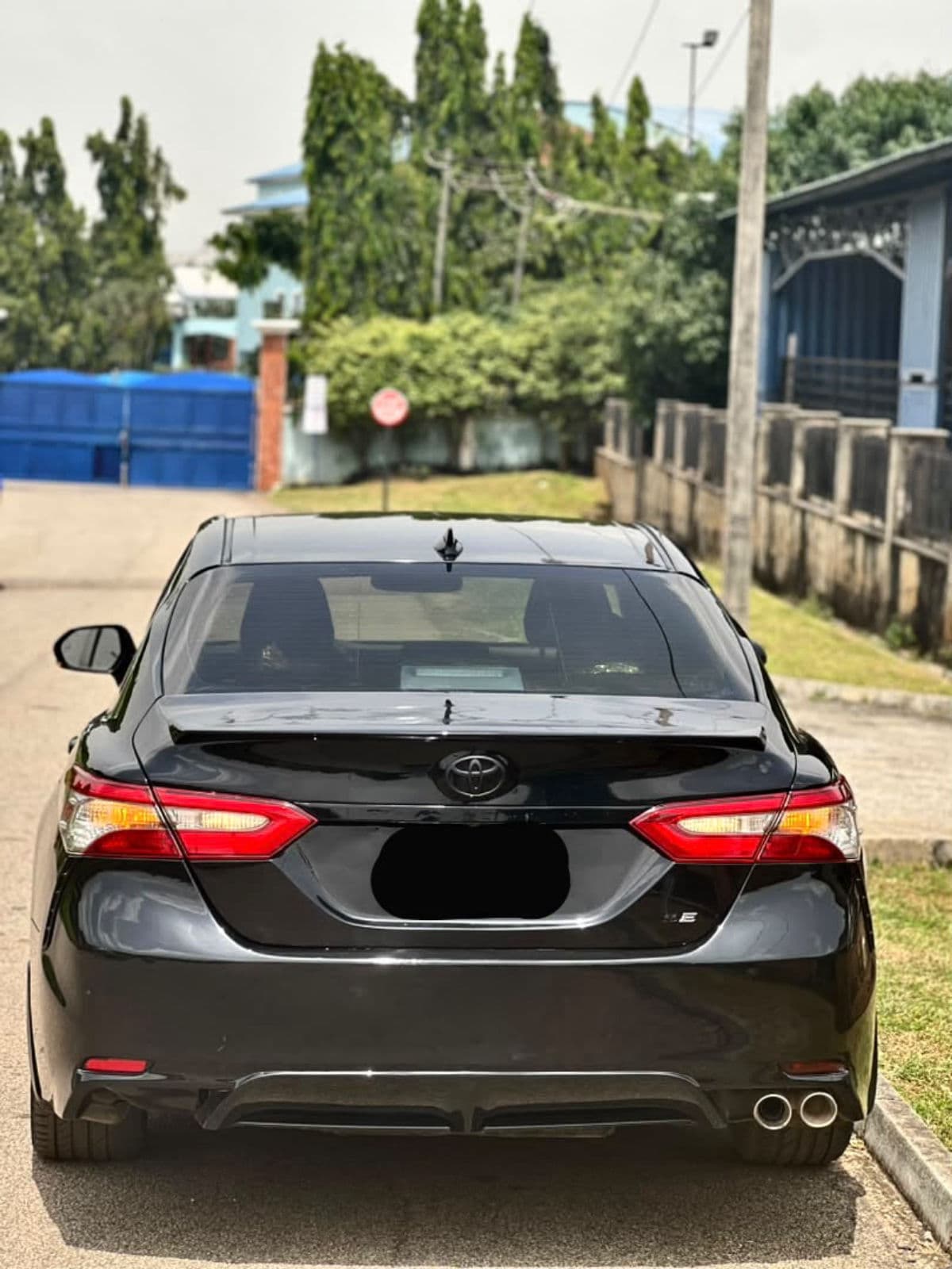2020 Toyota Camry Sedan — photo 7 of 7