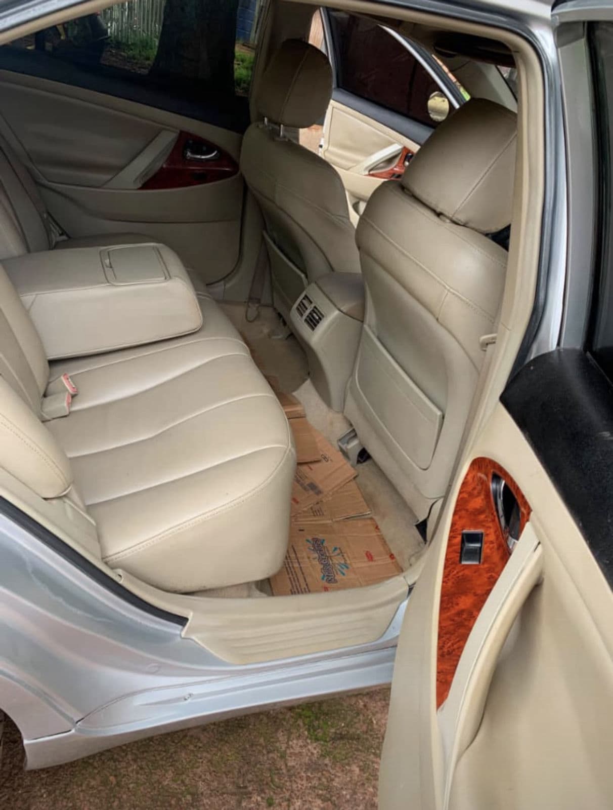 2008 Toyota Camry Sedan — photo 2 of 7