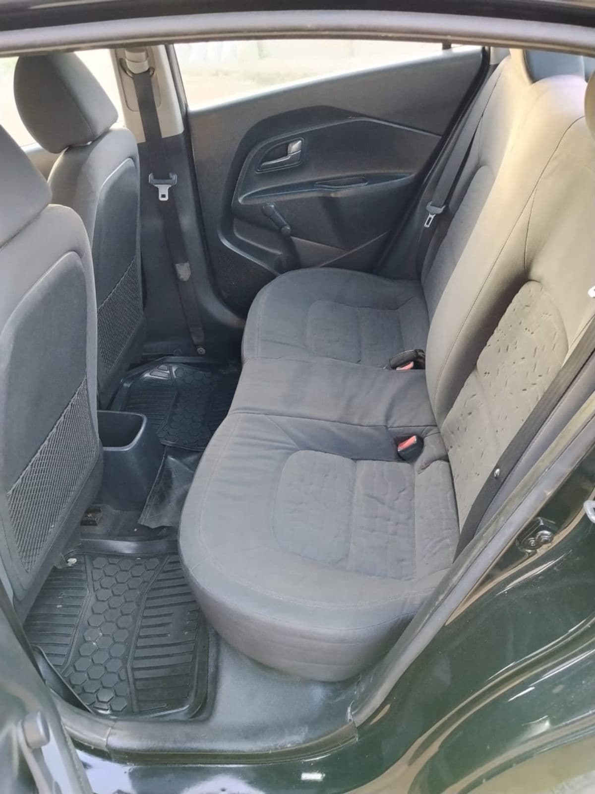 2015 Kia Rio Sedan — photo 5 of 6