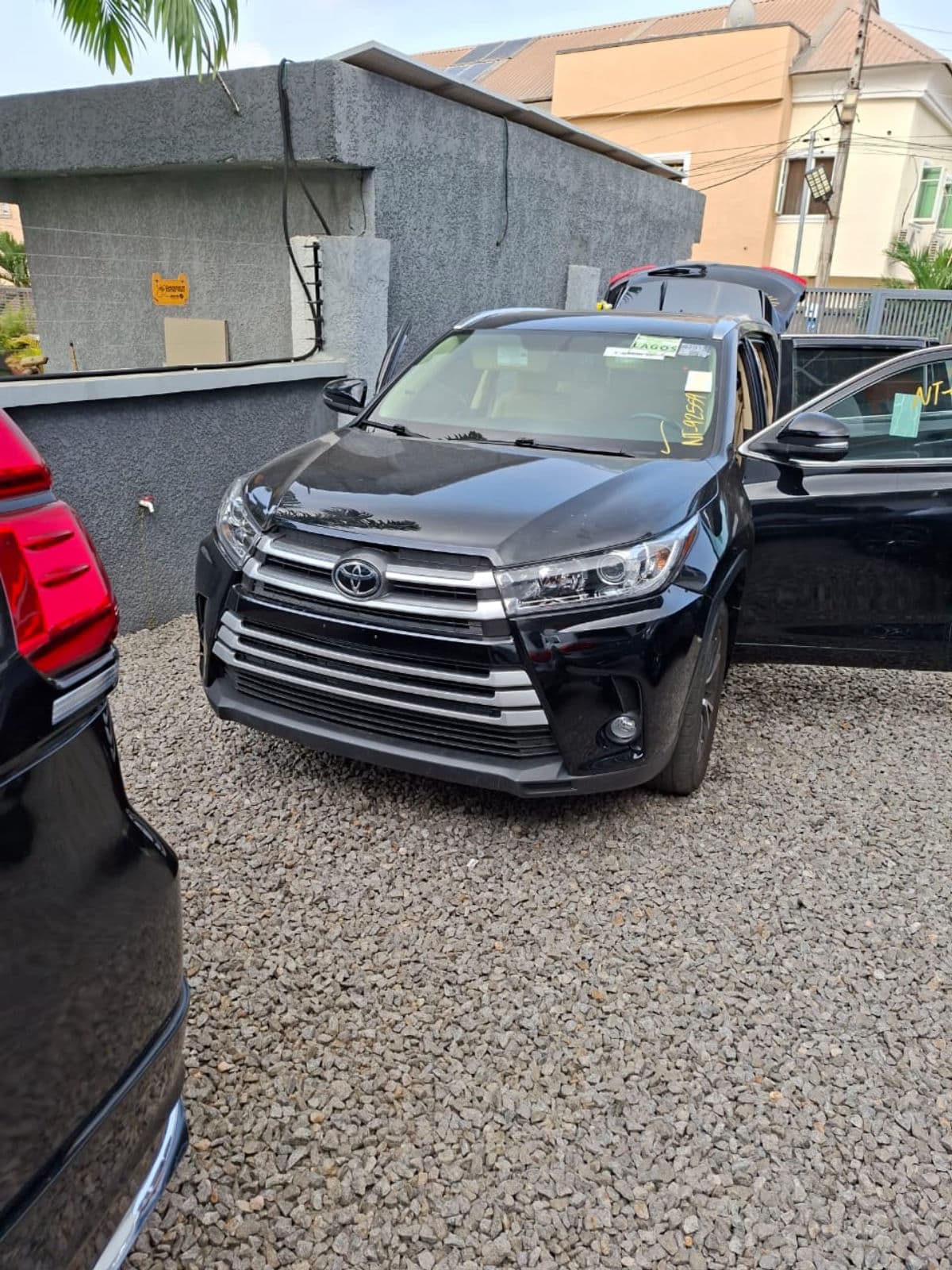 2016 Toyota Highlander SUV — photo 10 of 11