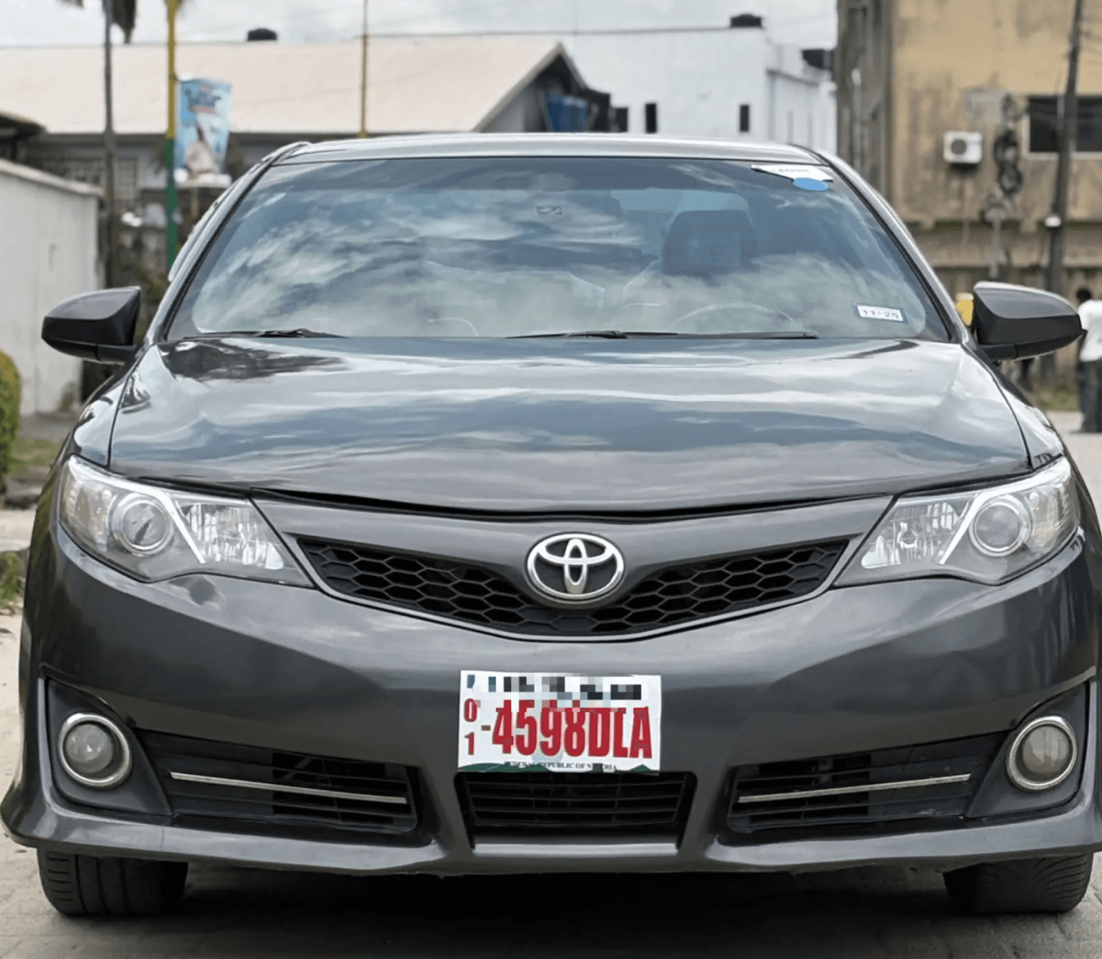 2013 Toyota Camry Sedan — Foreign Used for sale in Lekki