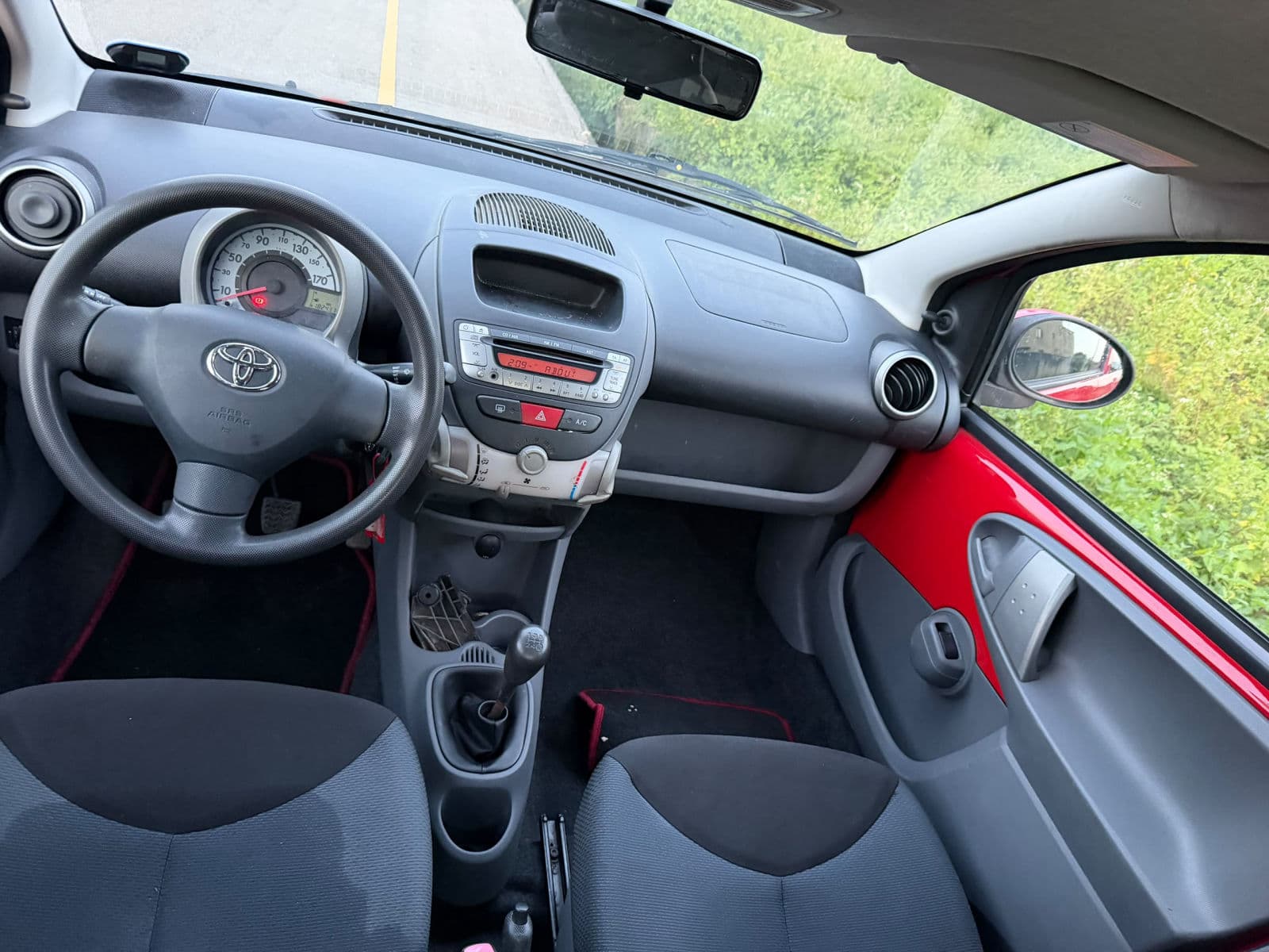 2007 Toyota Aygo Hatchback — photo 5 of 10