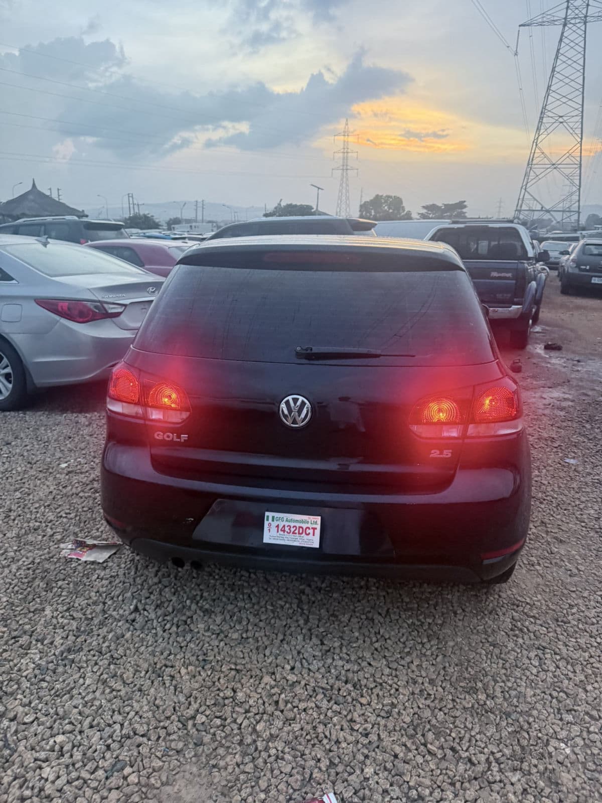 2013 Volkswagen Golf 6 Hatchback — photo 2 of 7