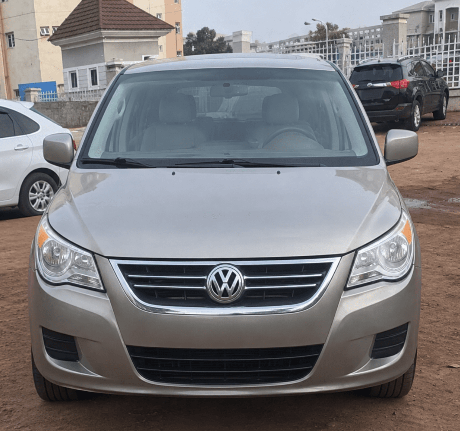 2011 Volkswagen TSI Van/Minivan — Nigerian Used for sale in Kaduna