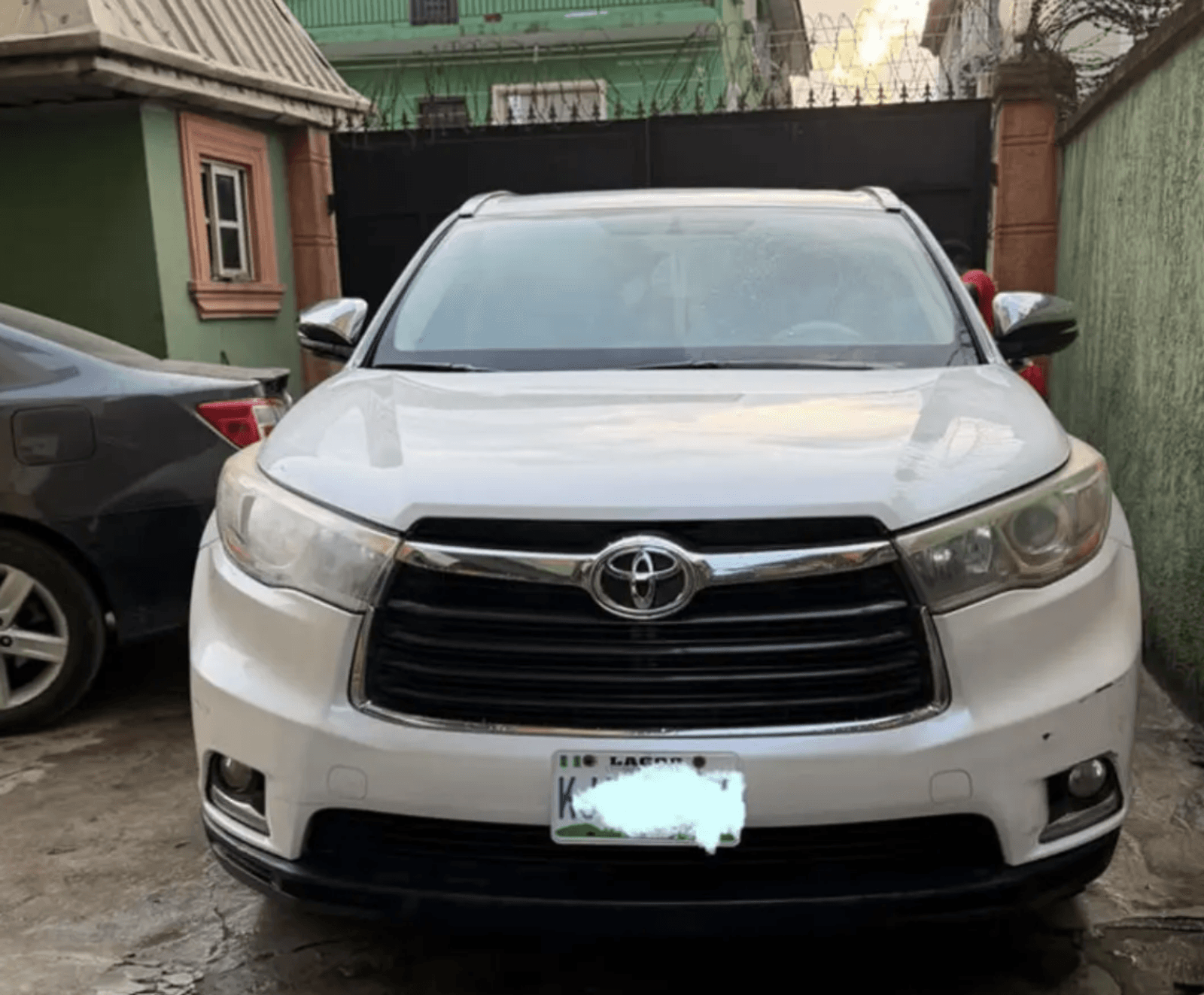 2016 Toyota Highlander SUV — Nigerian Used for sale in Surulere