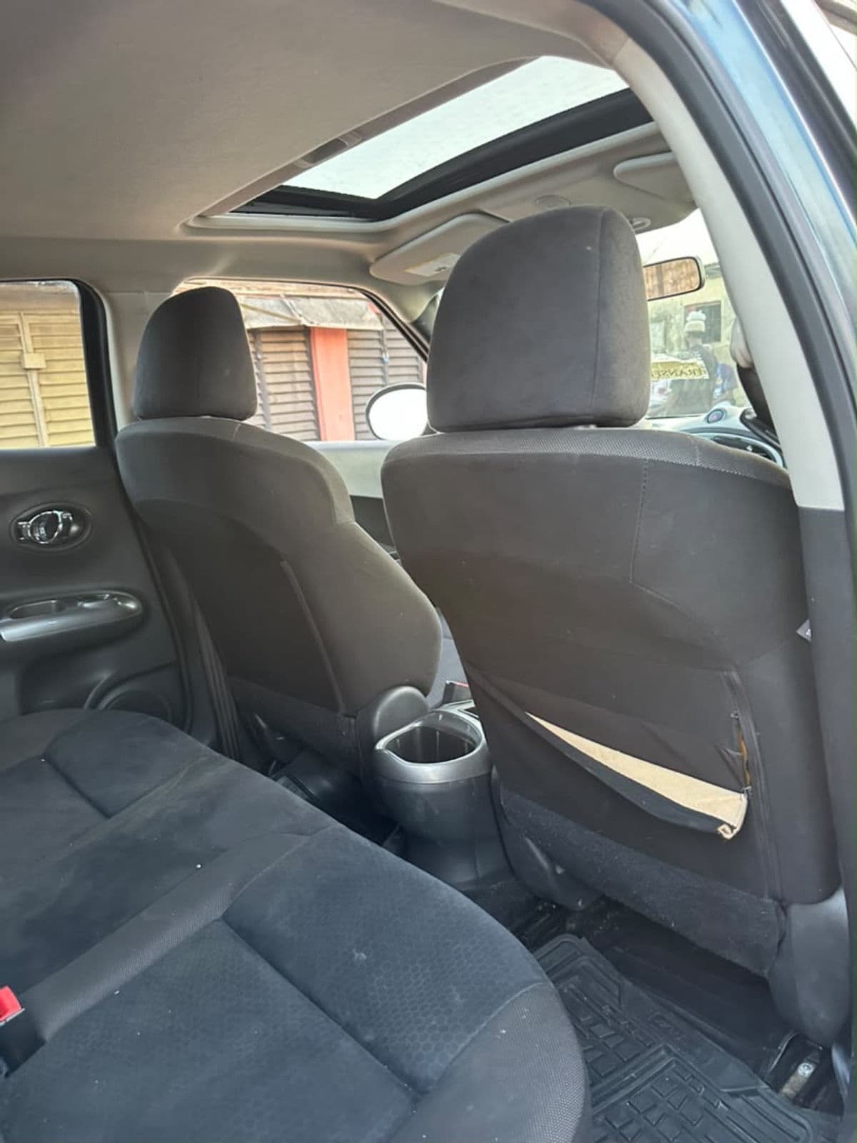 2013 Nissan Juke SUV — photo 5 of 11