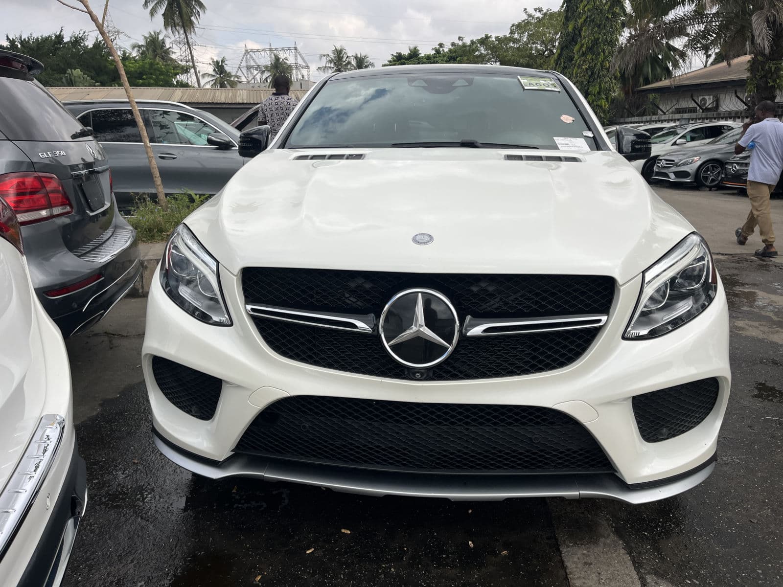 2018 Mercedes-Benz GLE43 SUV — photo 2 of 9