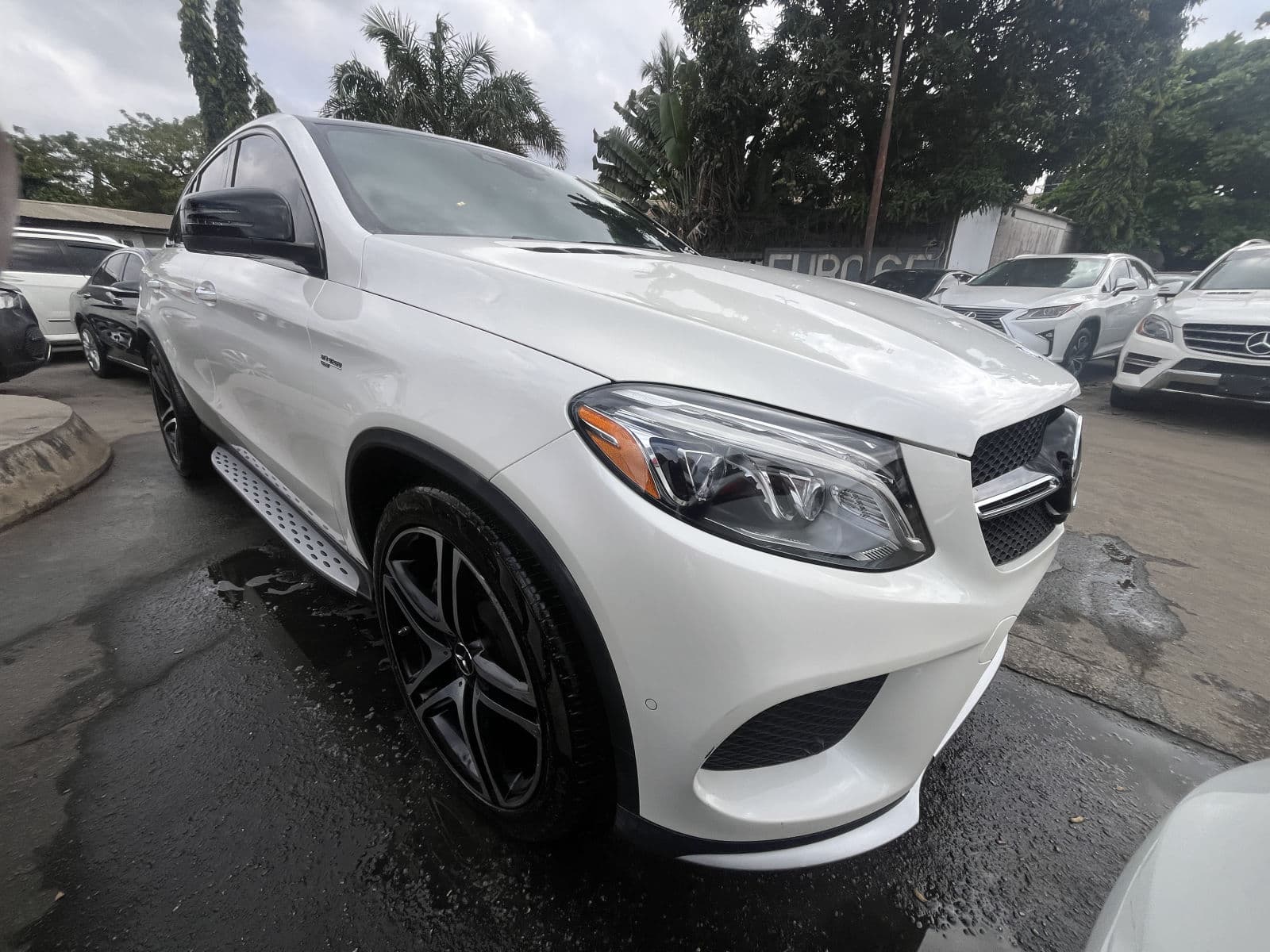 2018 Mercedes-Benz GLE43 SUV — photo 3 of 9