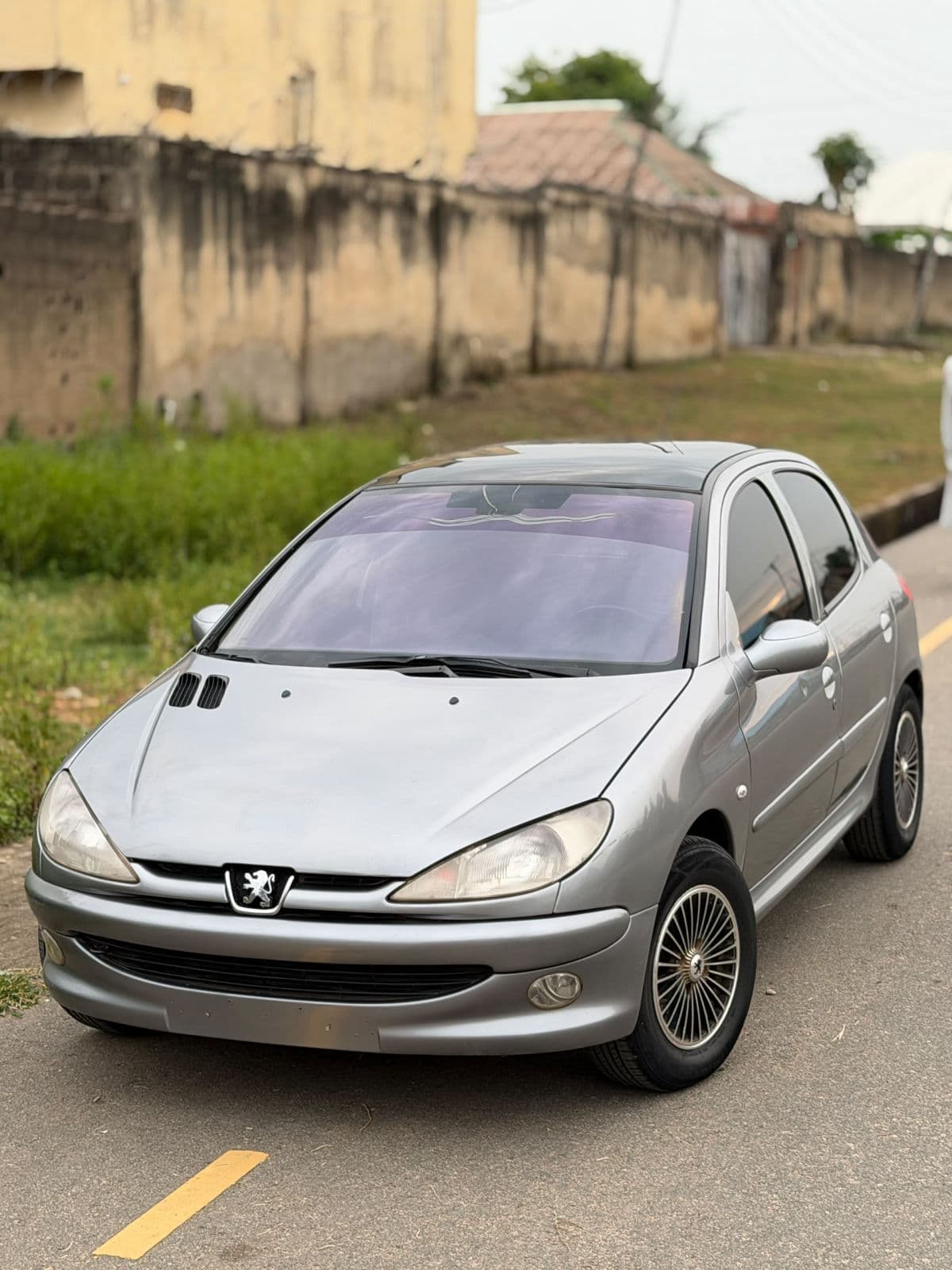 2006 Peugeot 206 Hatchback — photo 2 of 11