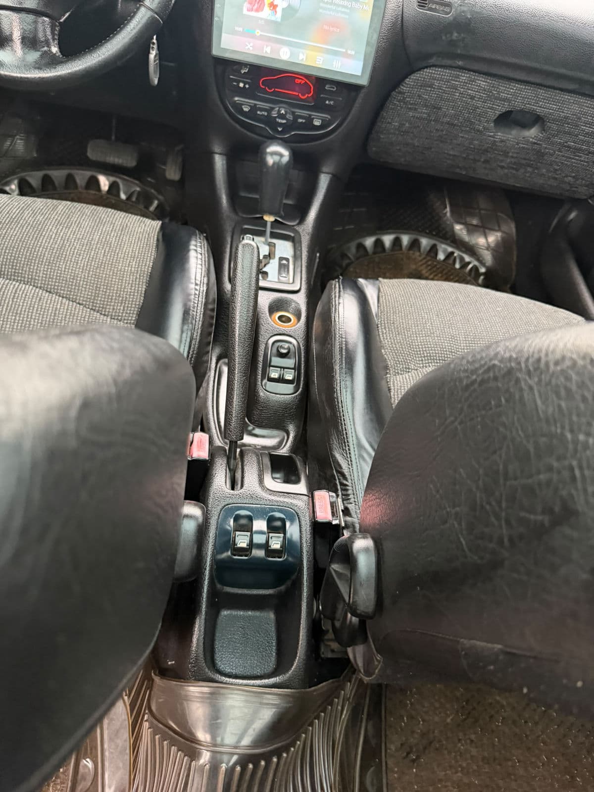 2006 Peugeot 206 Hatchback — photo 3 of 11