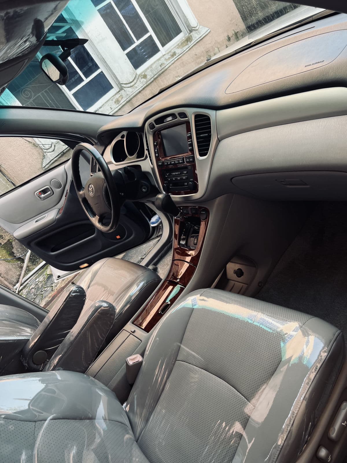 2006 Toyota Highlander SUV — photo 6 of 9