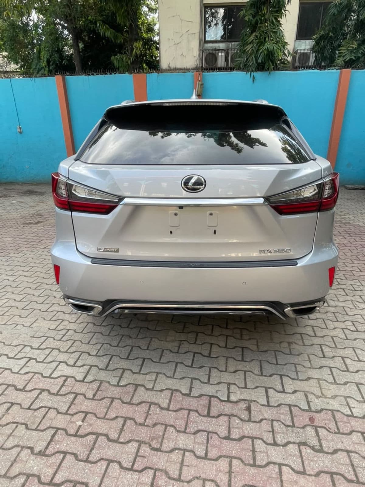 2018 Lexus RX SUV — photo 2 of 11