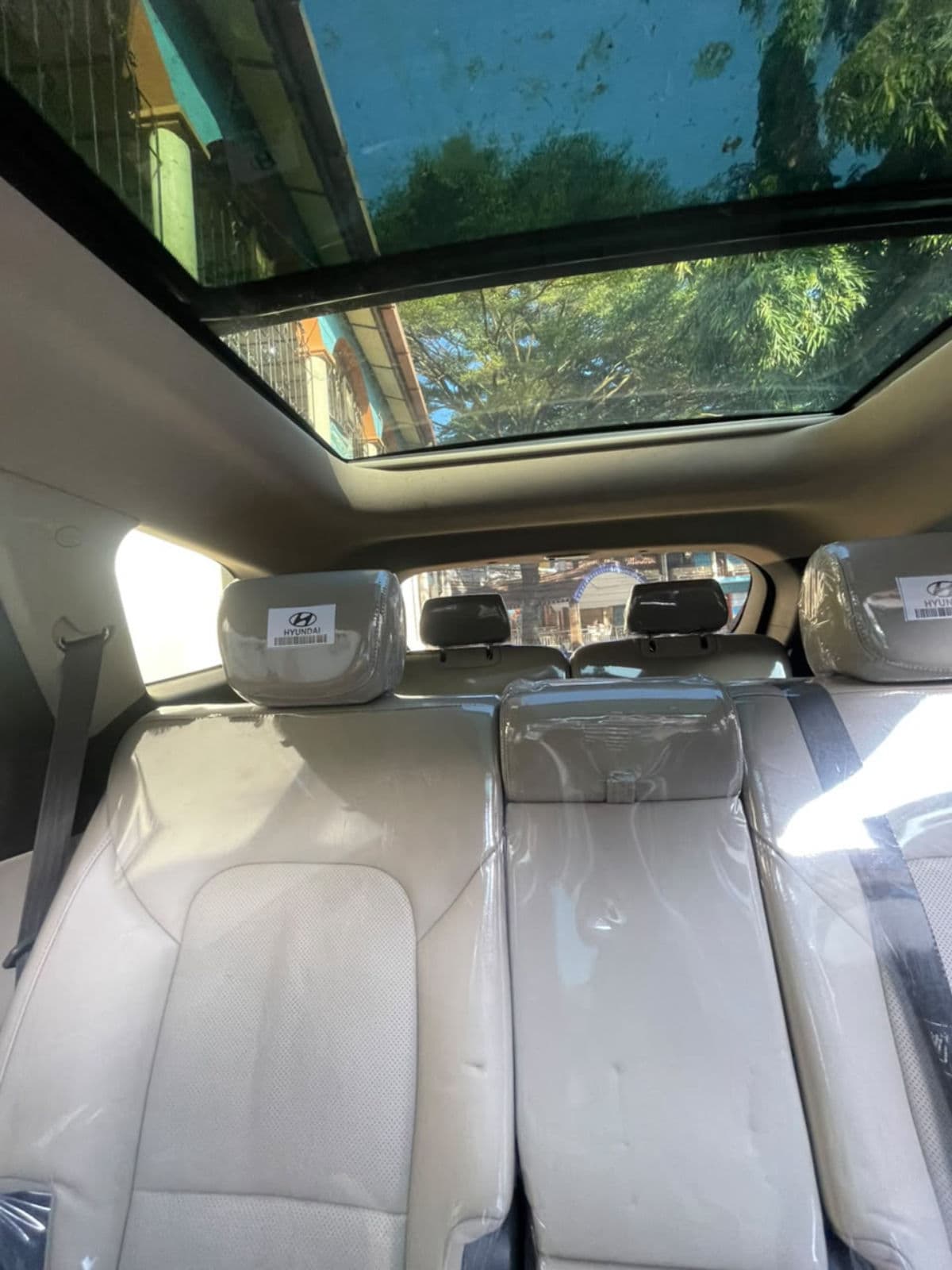 2017 Hyundai Santa-fe Van/Minivan — photo 10 of 10