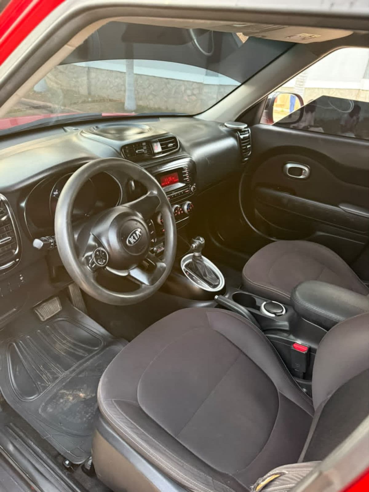 2016 Kia Soul Hatchback — photo 5 of 6