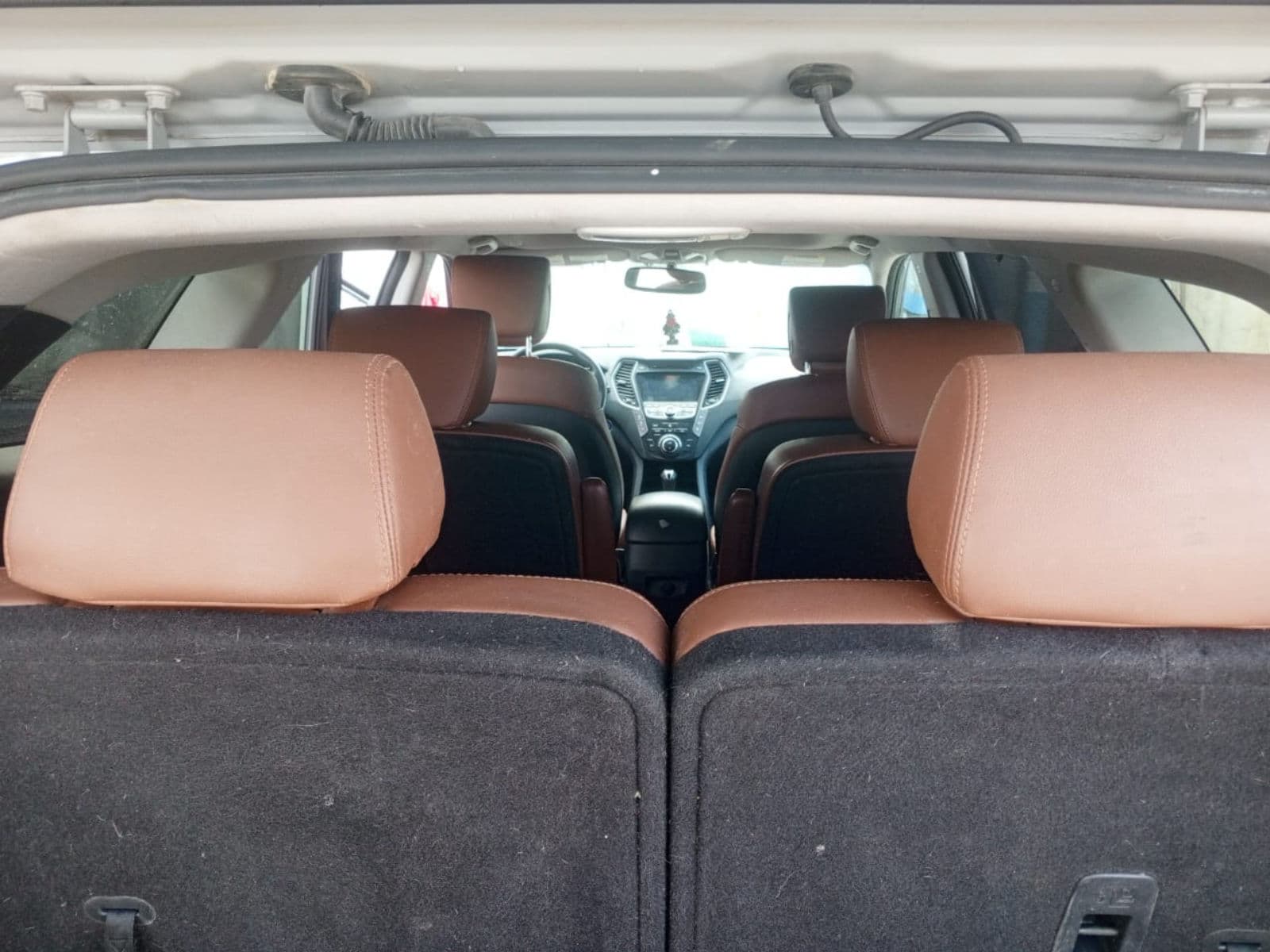 2016 Hyundai Santa-fe SUV — photo 6 of 7