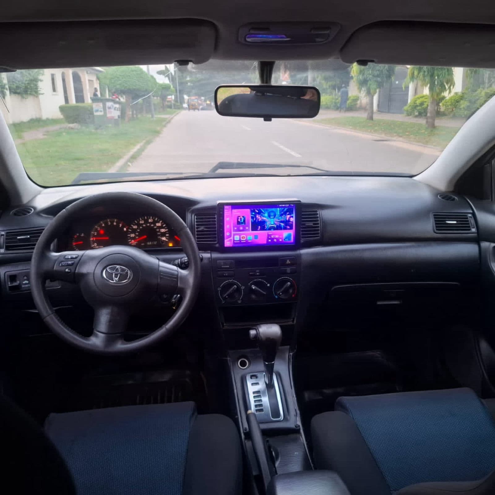 2004 Toyota Corolla obama Hatchback — photo 2 of 6