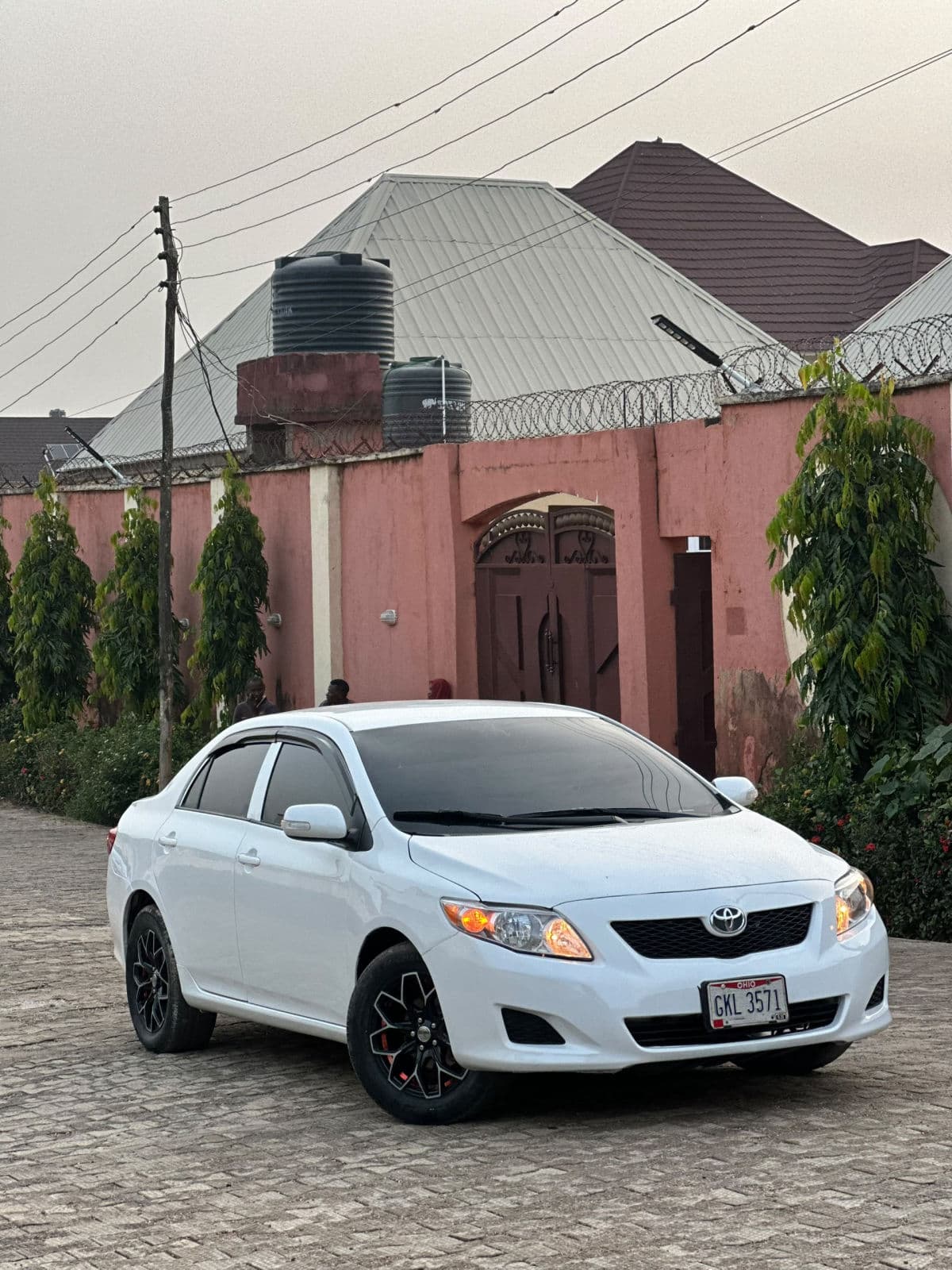 2010 Toyota Corolla Sedan — photo 7 of 8