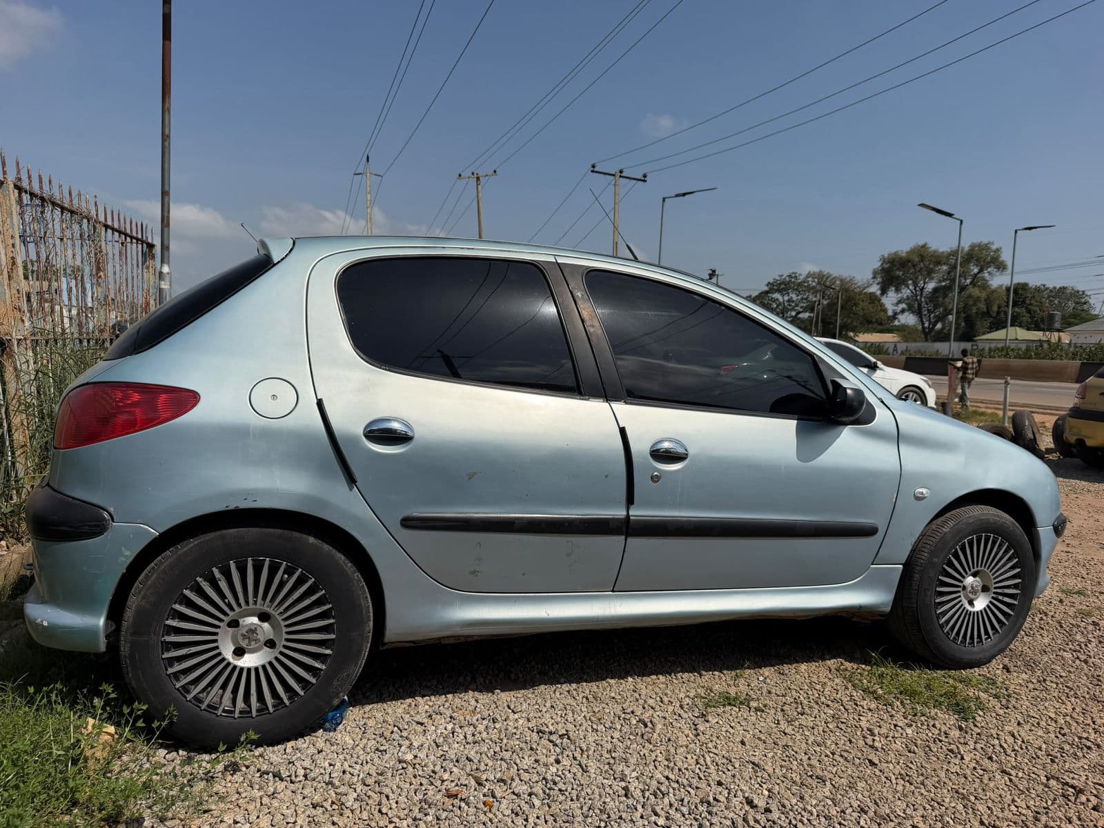 2004 Peugeot 206 Hatchback — photo 7 of 10