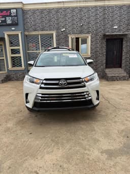 2015 Toyota Highlander SUV — for sale in Meiran-Alagbado, Lagos