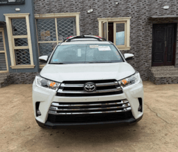 2015 Toyota Highlander SUV — for sale in Meiran-Alagbado, Lagos