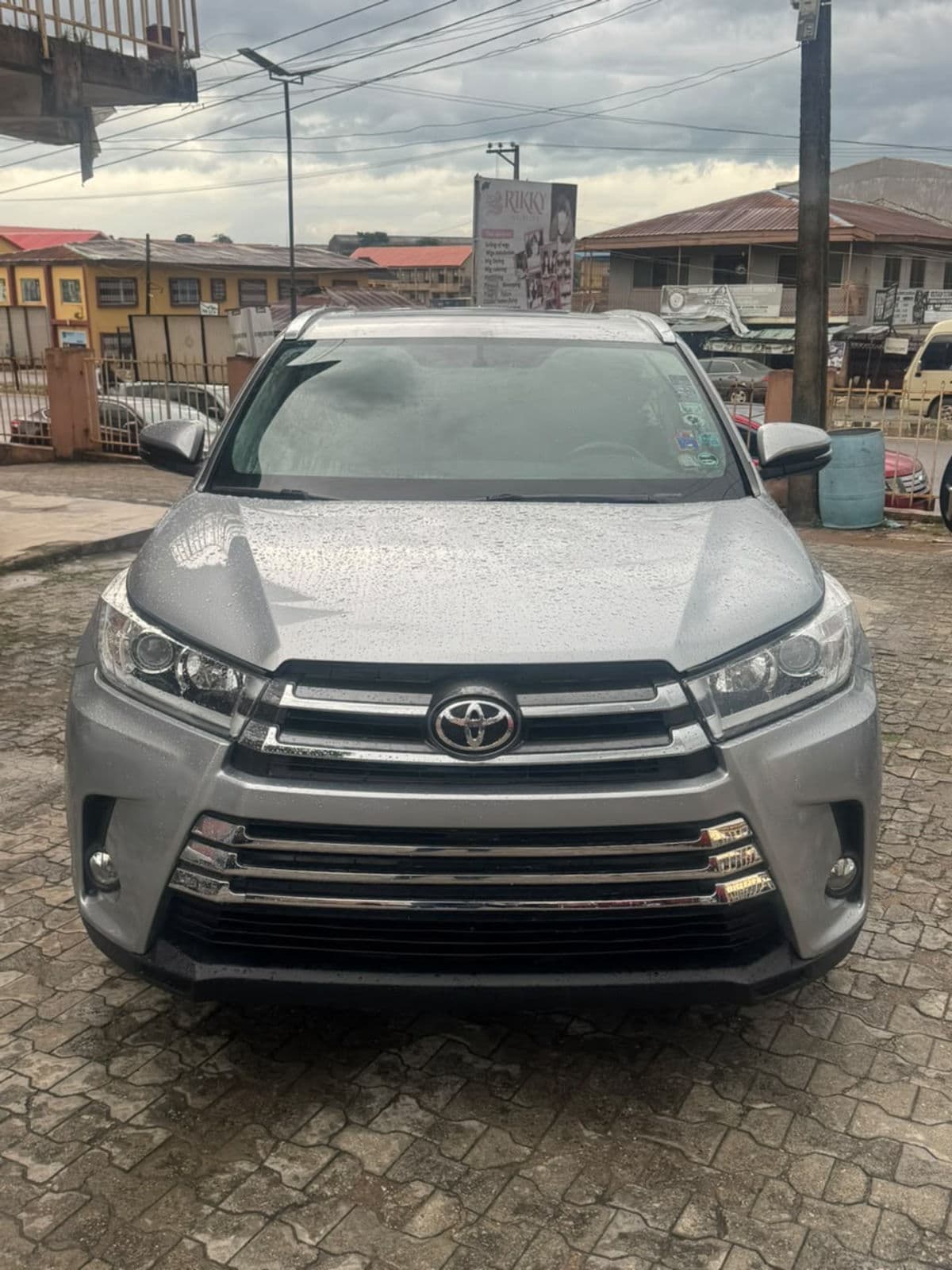 2017 Toyota Highlander SUV — Foreign Used for sale in Eleyele Ibadan