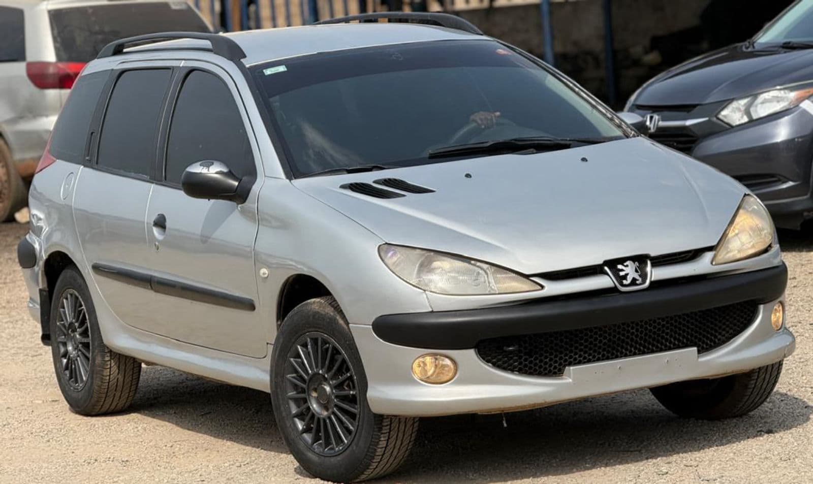 2004 Peugeot 206 Hatchback — Nigerian Used for sale in Abuja